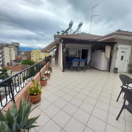 Evi's Balcony Apartment