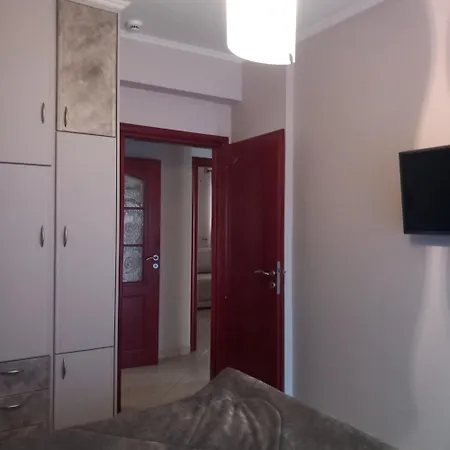Evi's Balcony Apartment